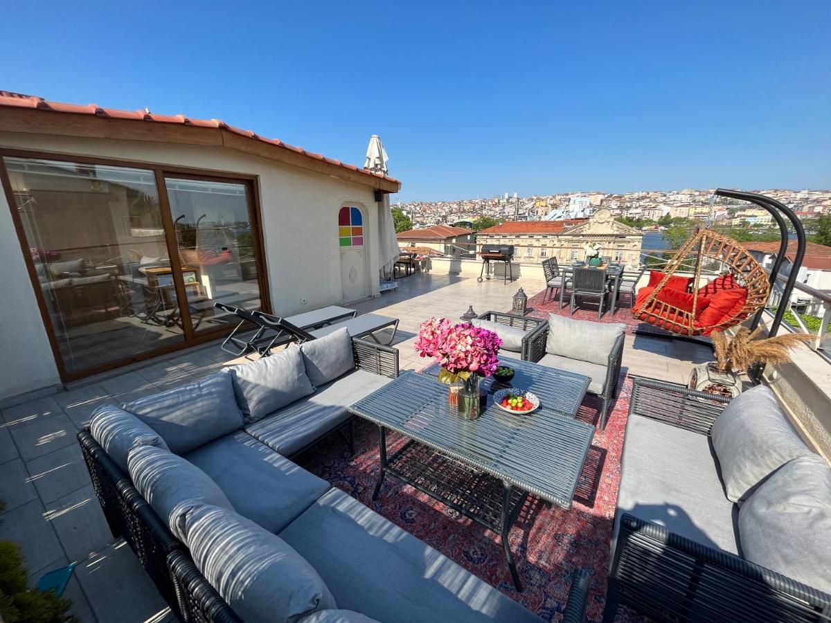 Waterfront Apartment By The Tram - Terrace With Dome & Golden Horn View In Fatih Istanbul Exterior photo